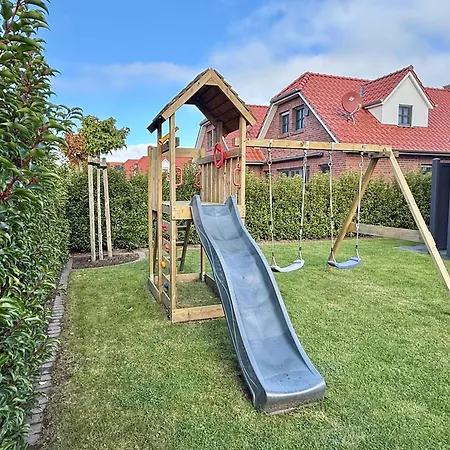 Holiday home Mia Kinder-special *